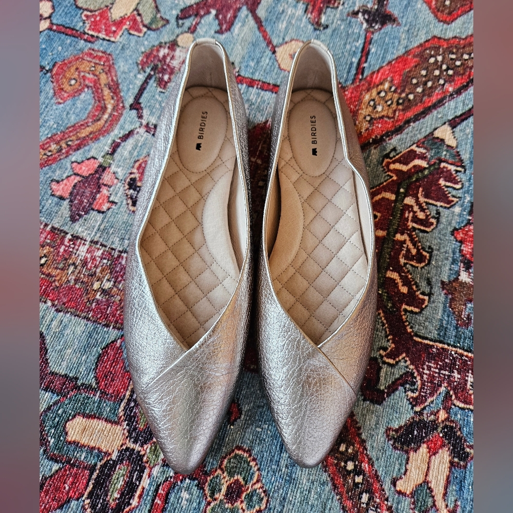 Birdies The Goldfinch in Gold Leather Pointed-Toe Flats | sz 9